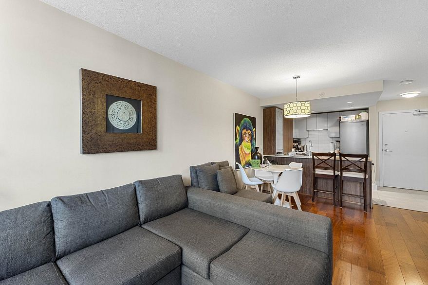 507 1088 Richards Street