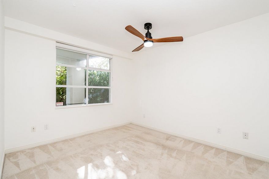 106 2575 W 4th Avenue