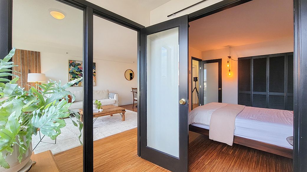 503 288 E 8th Avenue