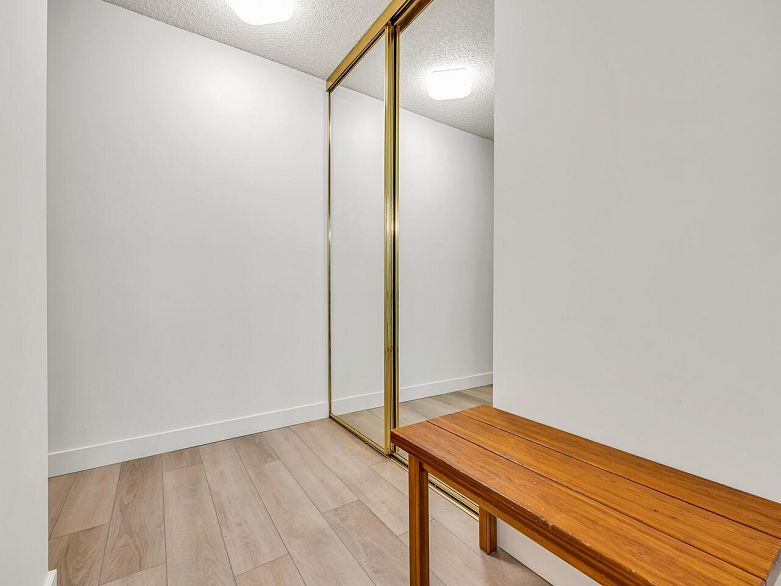 406 334 E 5th Avenue