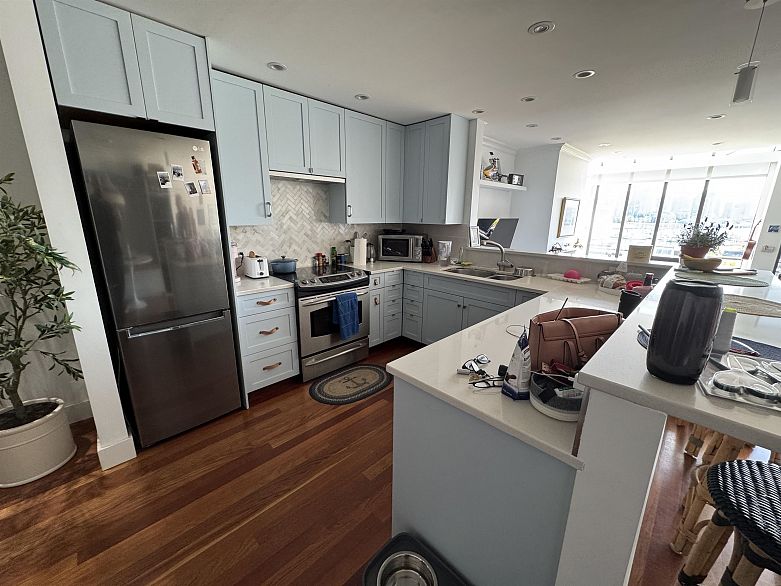 21 1201 Lamey's Mill Road