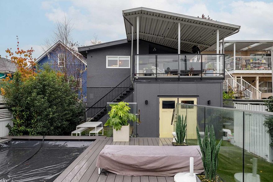 919 E 27TH AVENUE, Vancouver BC V5V 2L3