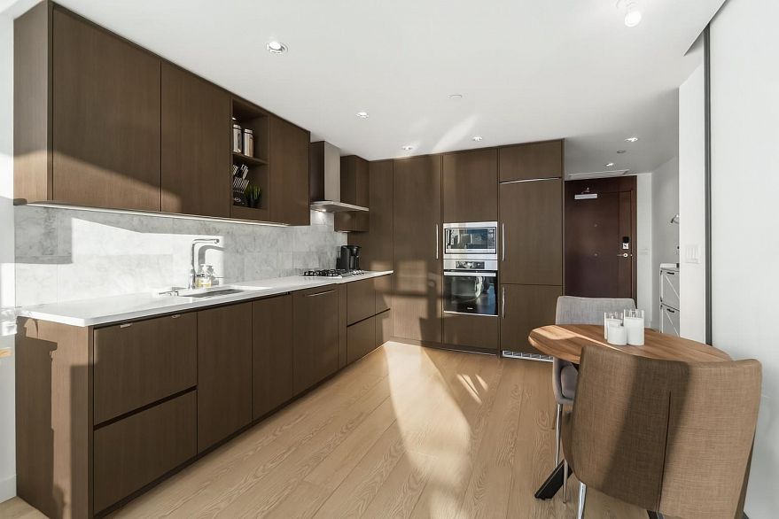 1387 87 Nelson Street