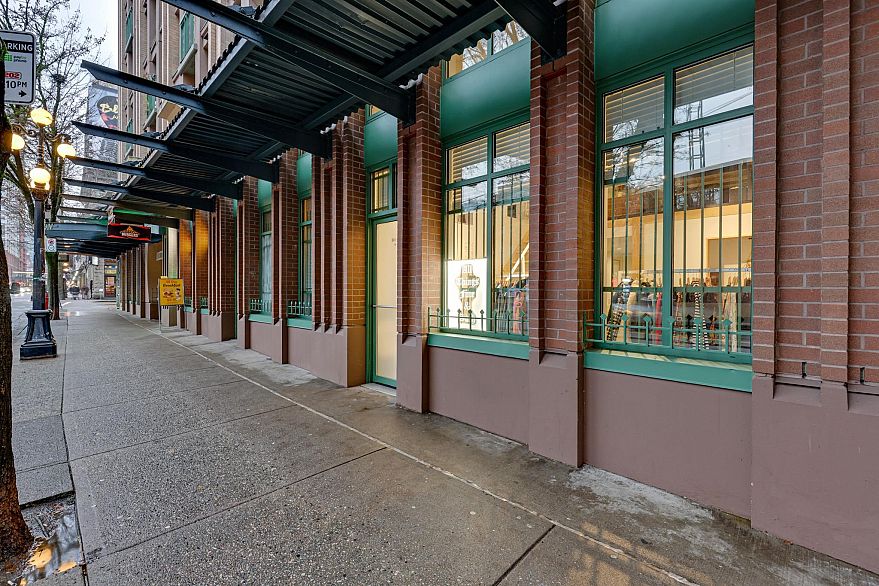 160 1 E Cordova Street