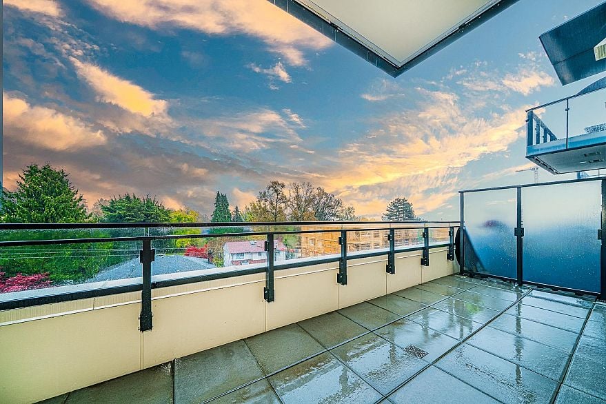 501 5212 Cambie Street