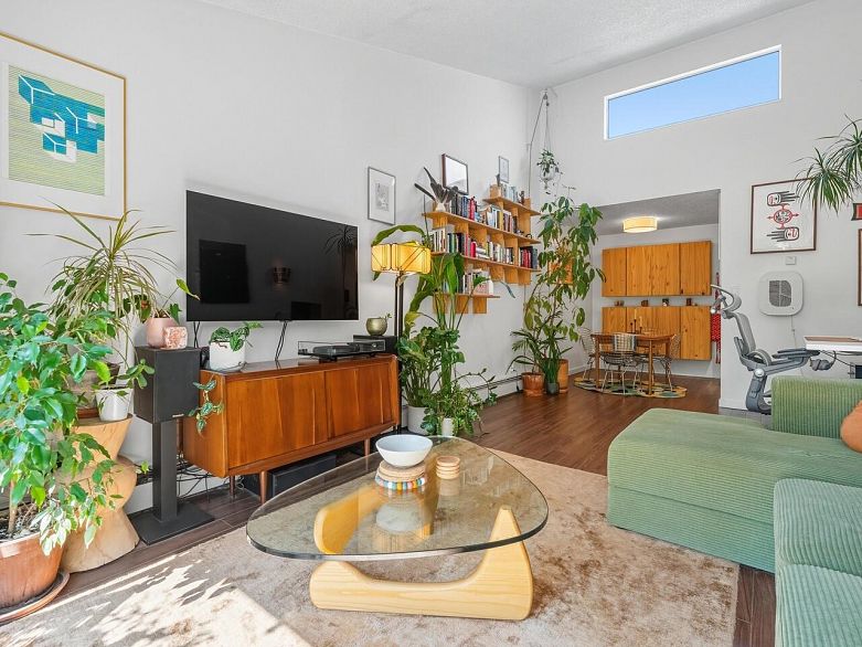 314 1515 E 5th Avenue