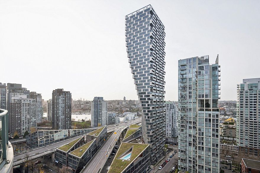 PH 3-4 1383 Howe Street