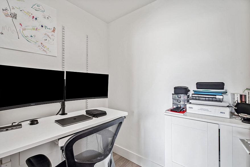 702 3581 E Kent Ave North