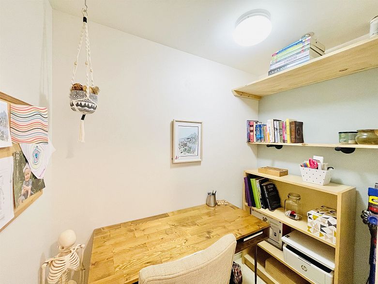 2 3238 Quebec Street