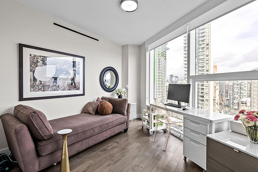 2502 499 Pacific Street