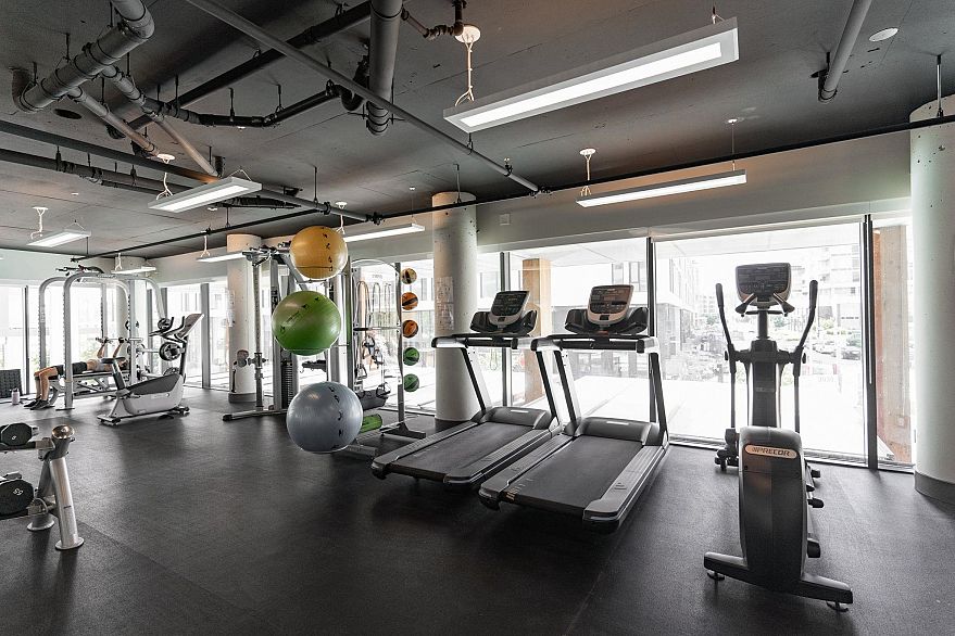 702 3581 E Kent Ave North