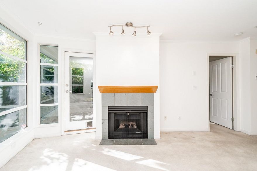 106 2575 W 4th Avenue