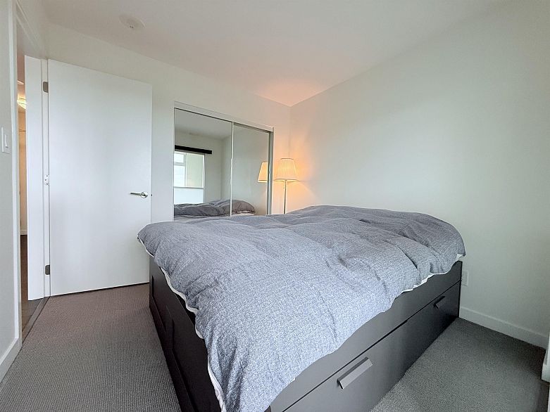 2101 5470 Ormidale Street