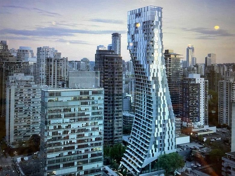 1905 1568 ALBERNI, Vancouver BC V6G 0E3