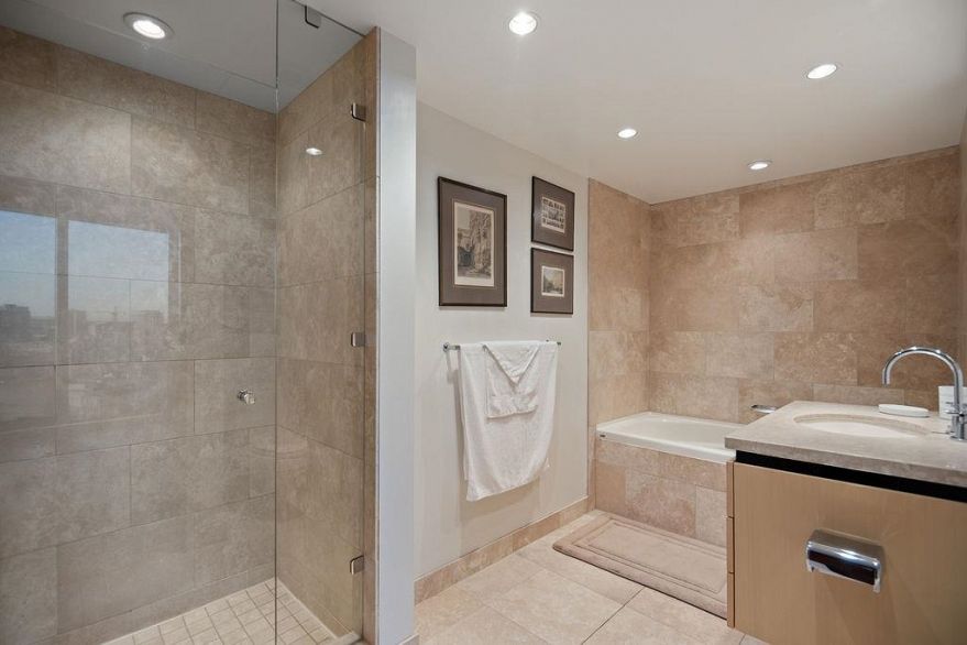 3206 938 Nelson Street