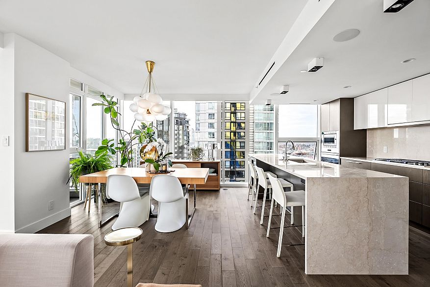 2502 499 Pacific Street