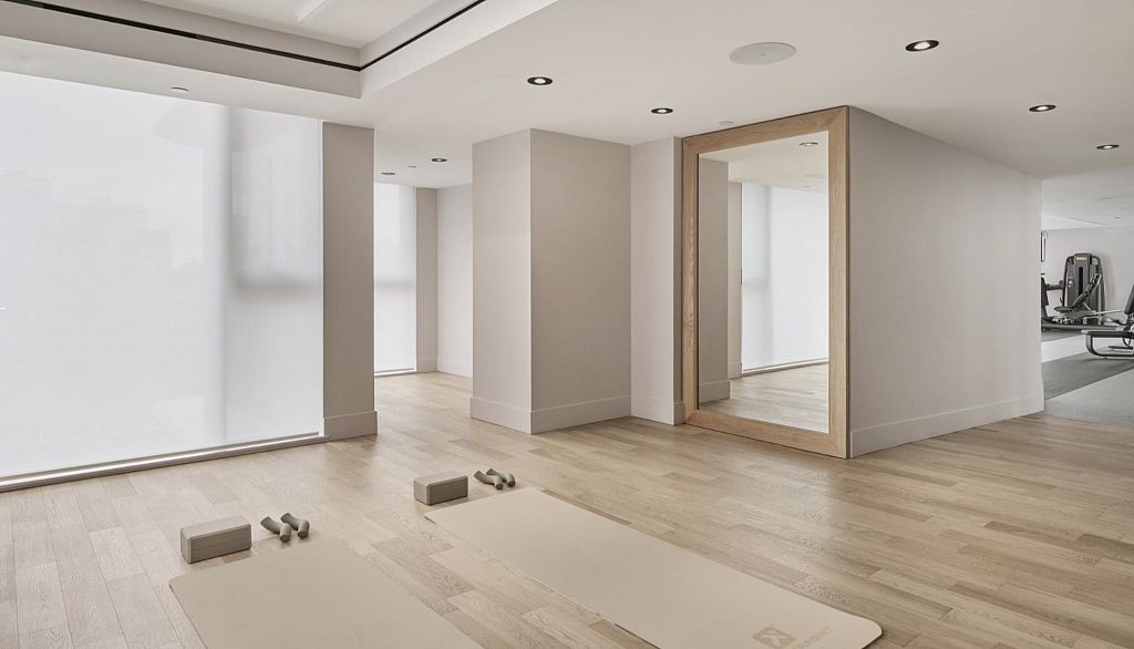 1506 1408 Robson Street