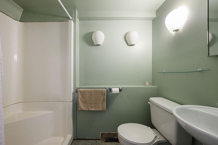 2633 Venables Street