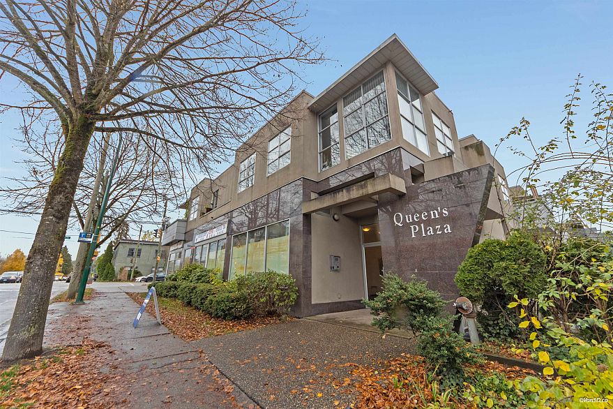 208 188 E 33rd Avenue