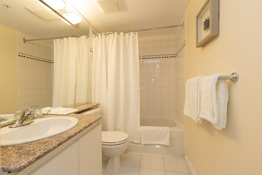 1501 1189 HOWE STREET, Vancouver BC V6Z 2X4