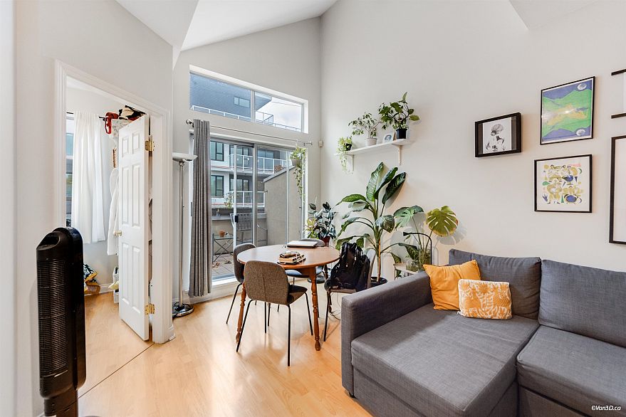 208 188 E 33rd Avenue