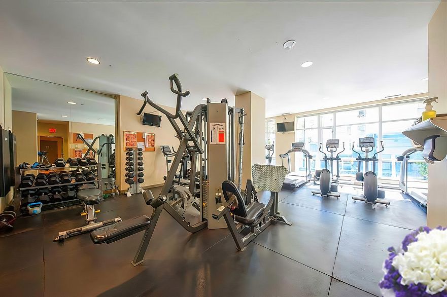 1606 1082 Seymour Street