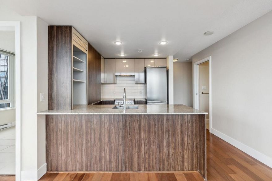 1801 1088 Richards Street