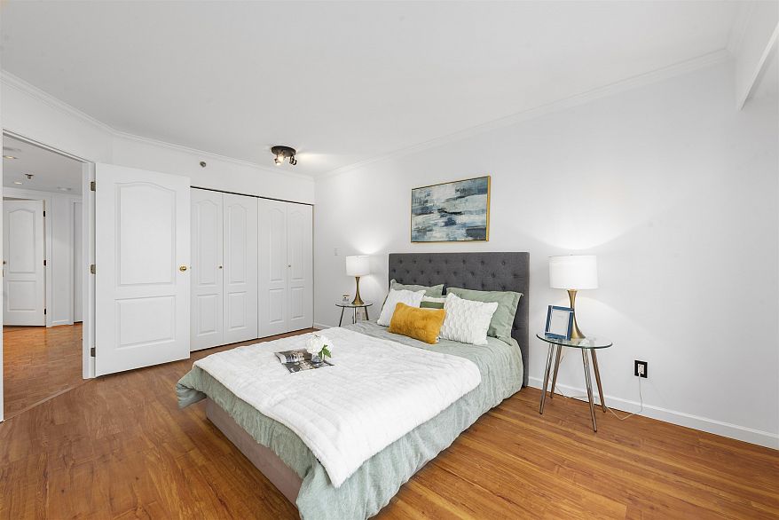 805 1132 Haro Street