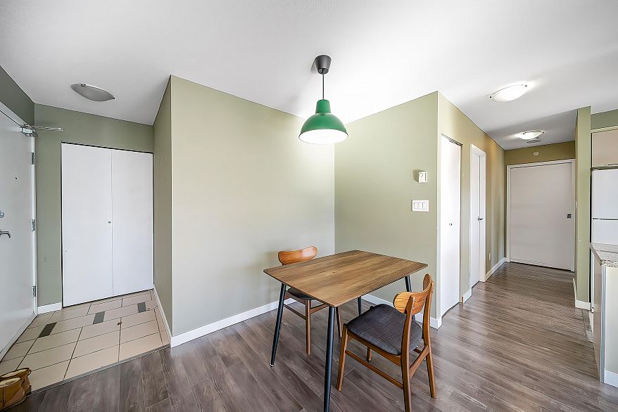 1606 1082 Seymour Street