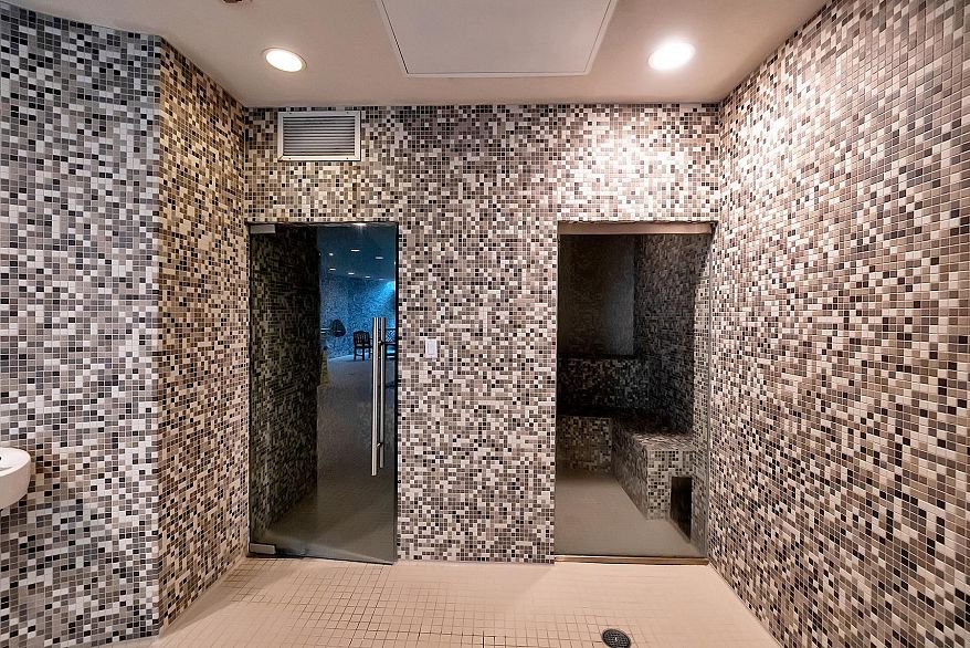 TH31 1277 W Cordova Street