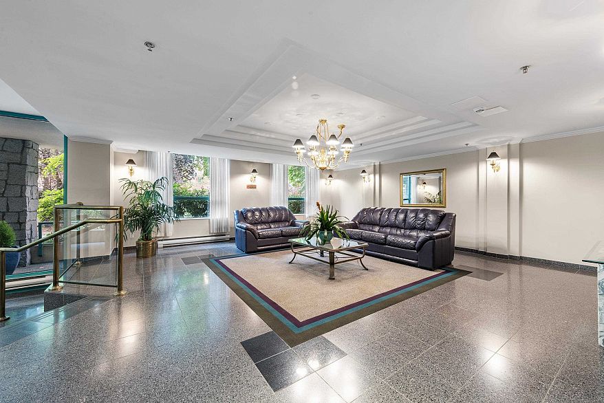 805 1132 Haro Street