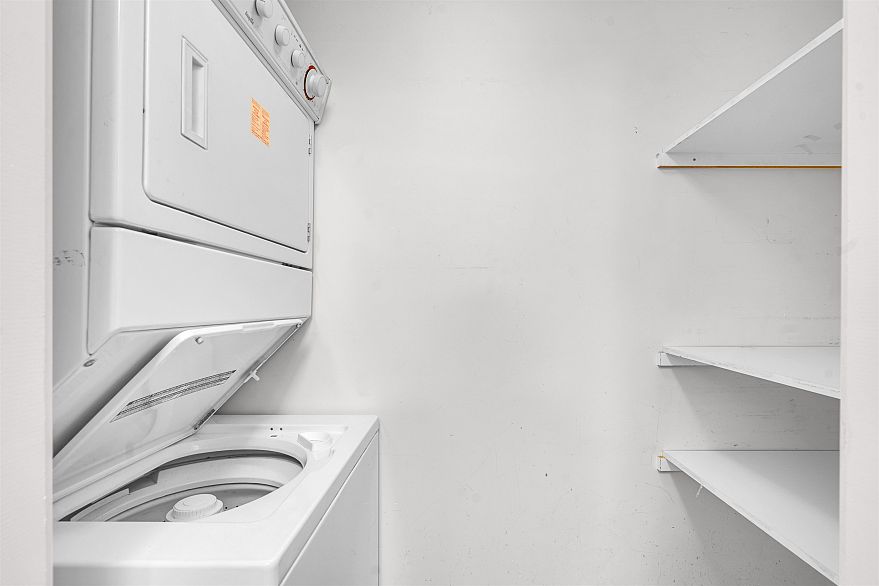 205 2965 Horley Street