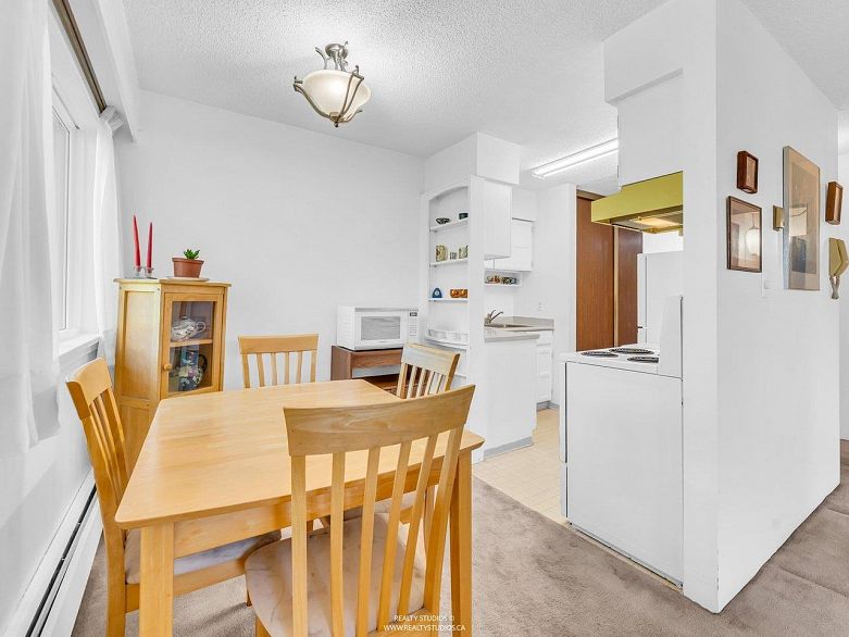 311 2121 W 6th Avenue