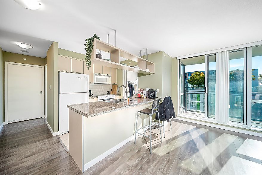 1606 1082 Seymour Street