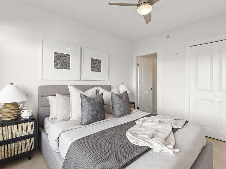 612 2228 Marstrand Avenue