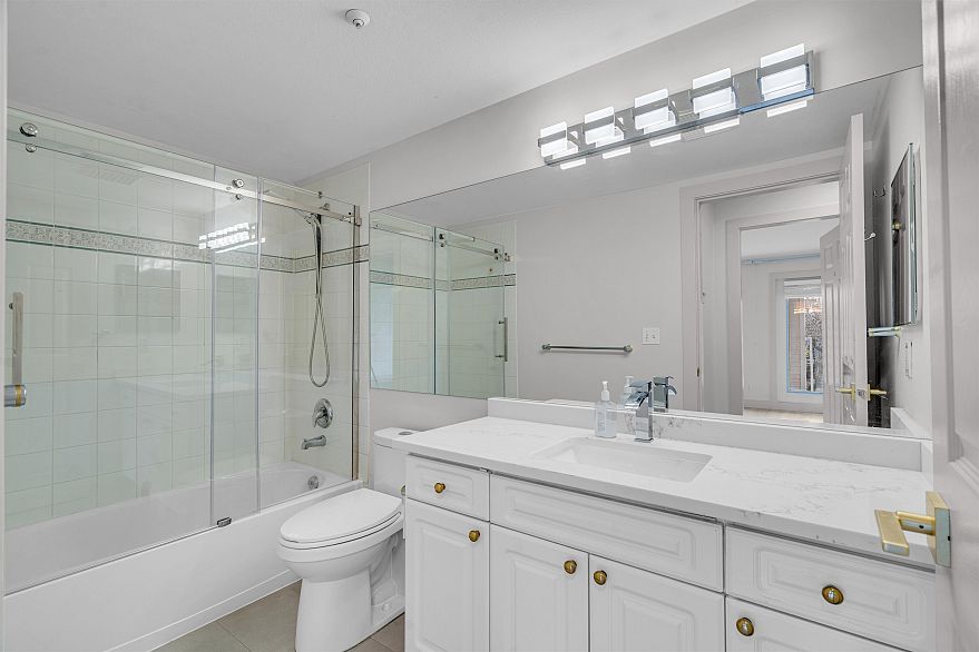 205 2965 Horley Street