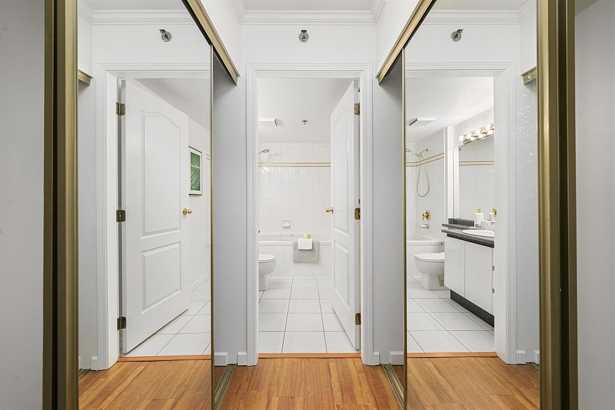 805 1132 Haro Street