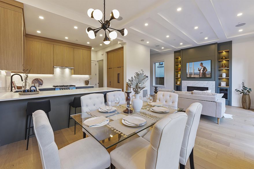 2 1322 E 13th Avenue