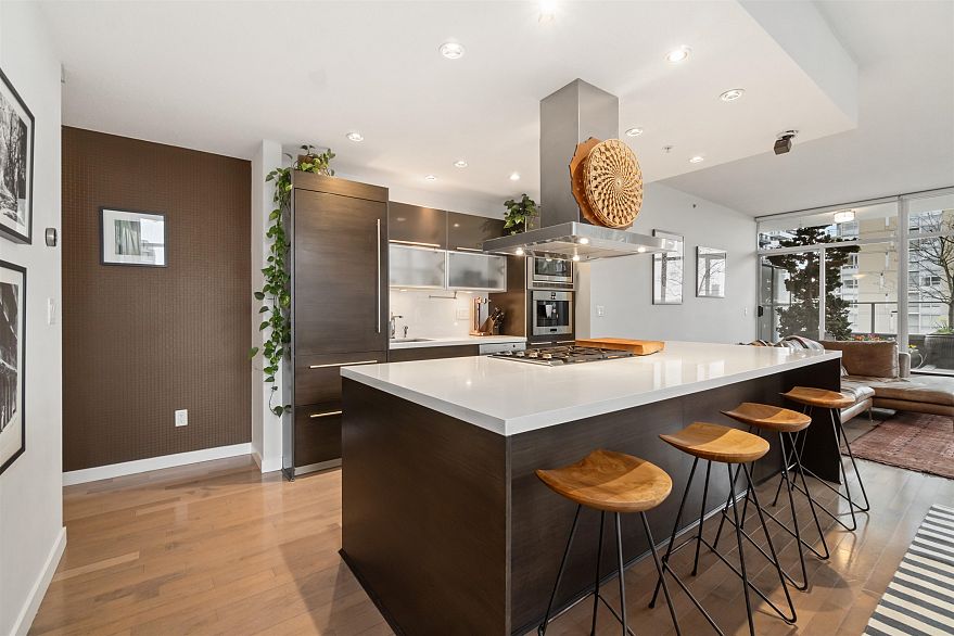 1601 1252 Hornby Street