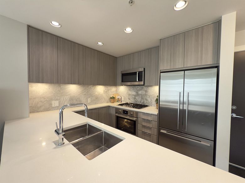 510 3289 Riverwalk Avenue