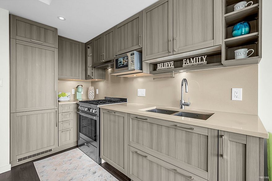 1906 5515 Boundary Road