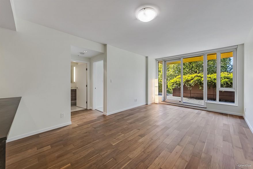 522 8488 Cornish Street