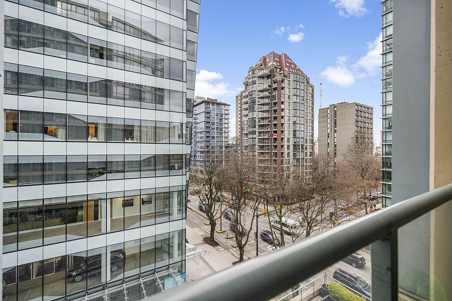 603 1238 Burrard Street