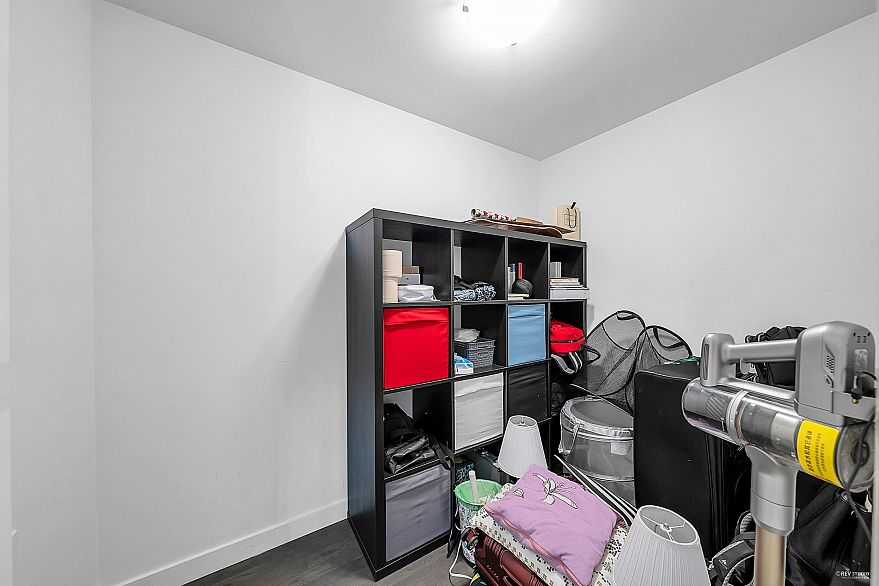 1606 1009 Harwood Street