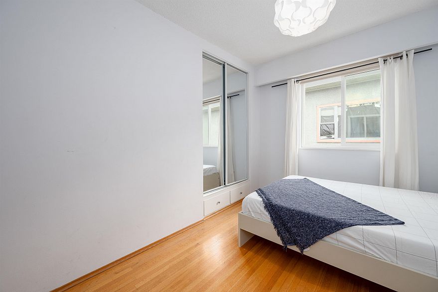 8 1235 W 10th Avenue