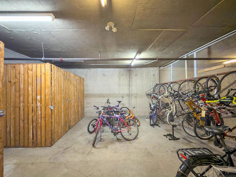 205 2965 Horley Street