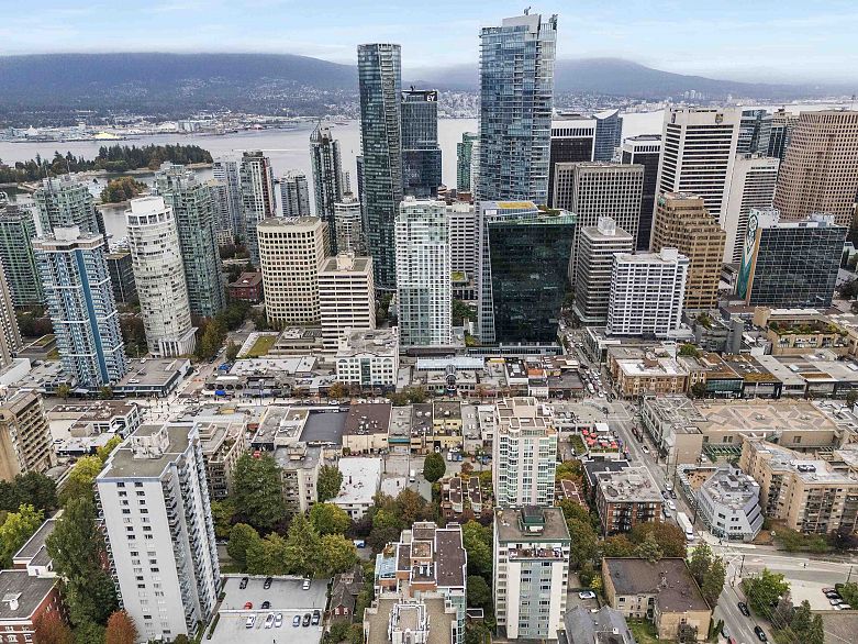 805 1132 Haro Street