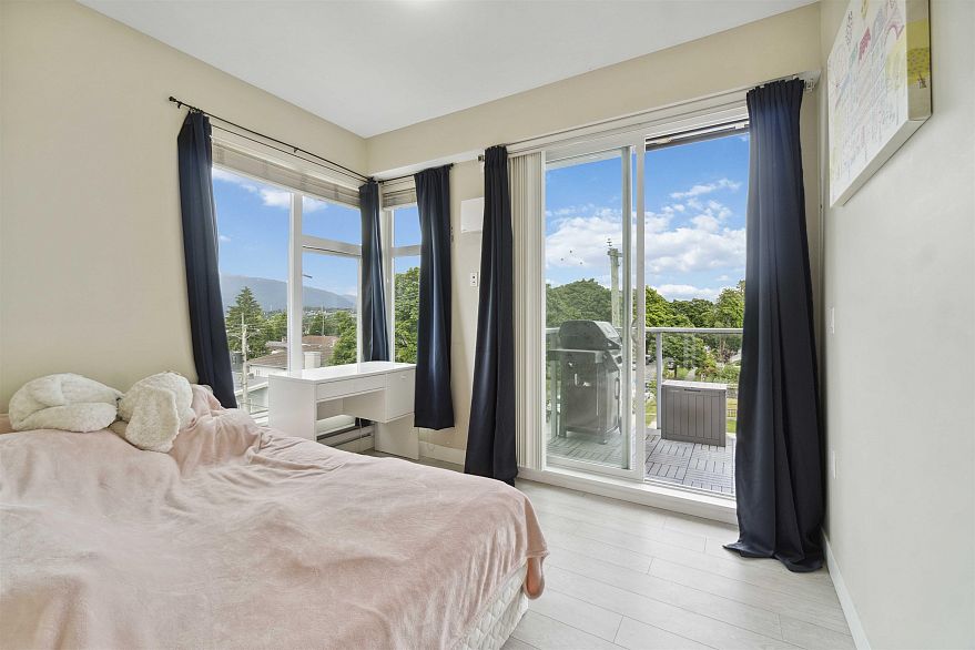 PH8 1838 Renfrew Street