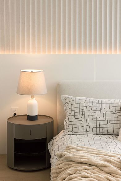 1 1177 W 33rd Avenue