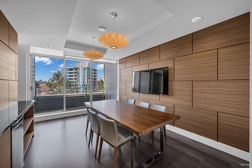 2203 488 SW Marine Drive